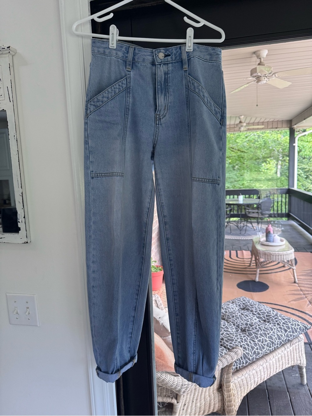High-Rise Light Blue Women’s Jeans - Relaxed Fit